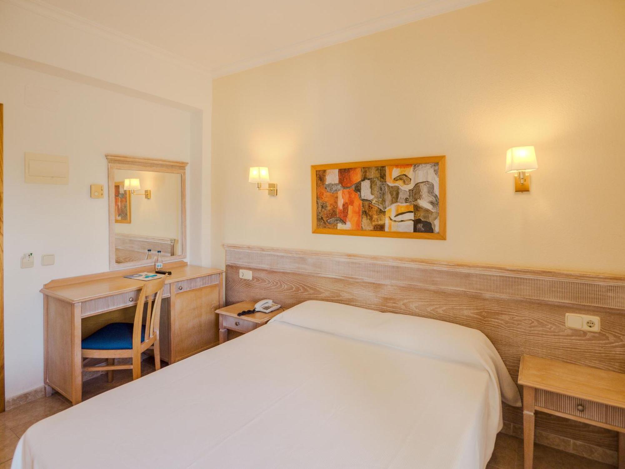 Hotel Santa Maria Playa Cala Millor  Eksteriør billede